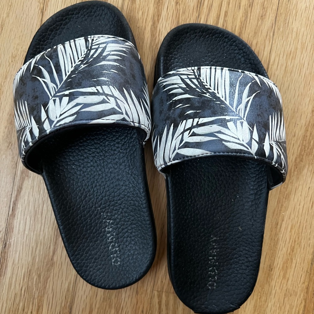 Slide boy sandals OLD NAVY size 13